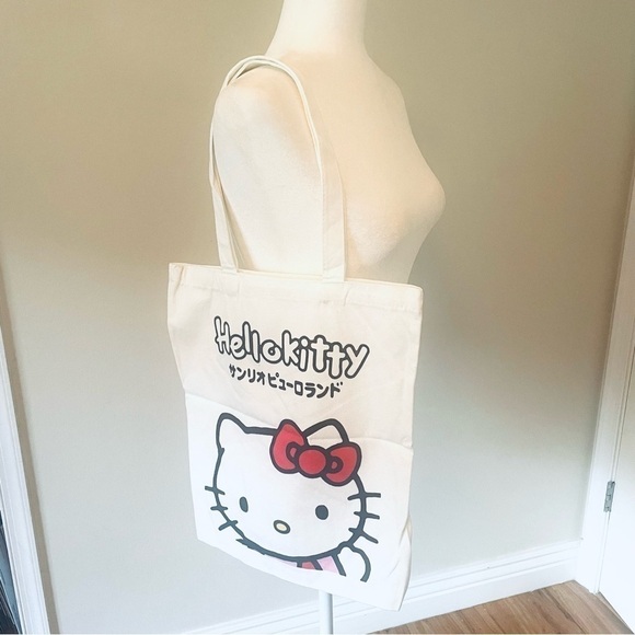 NWT Hello Kitty by Sanrio Canvas Bag - Picture 3 of 5